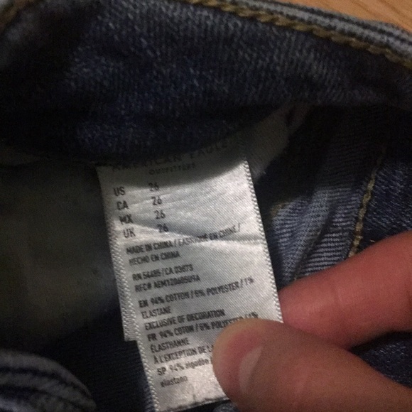 American Eagle Jean Shorts - Picture 4 of 4